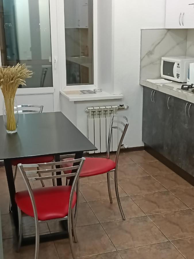 Квартира С Видом На Парк,В Минуте Ходьбы От Акимата,Налоговой, Прокуратуры,Рахмета,Dostyk Mall,Цона Petropavlovsk Exterior photo